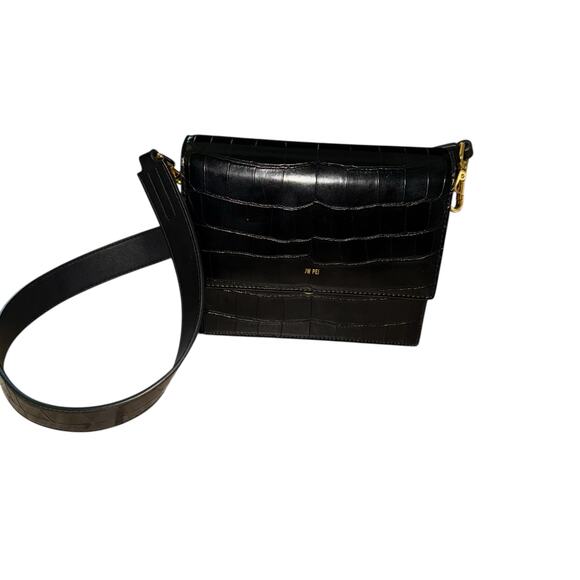 JW PEI Mini Shoulder Croc Embossed Faux Leather Bag Magnetic Lock Black ~ 8"x6" - Picture 1 of 11